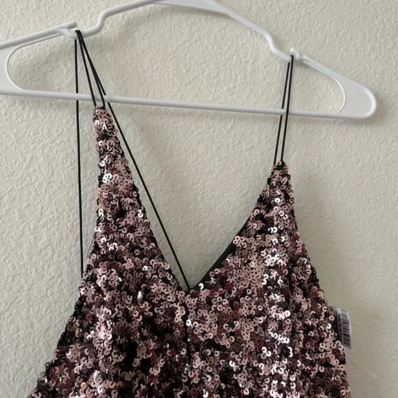 NWT ASTR The Label Sequin Mini Dress Asymmetrical‎ Party Cocktail Stretch Large - Picture 6 of 8